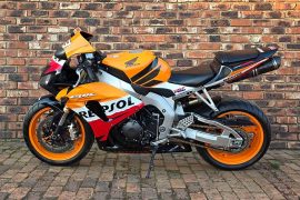 2007-Honda-CBR1000RR-Fireblade2